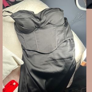 Supper cute nice fitted never worn